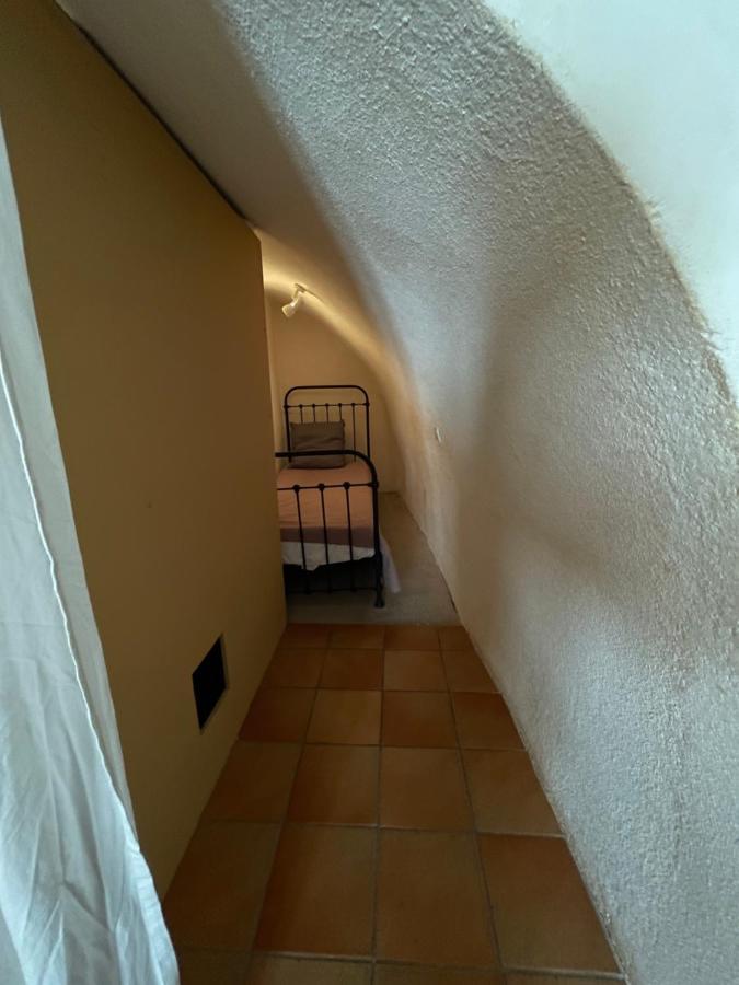 Chambres D' Hotes L'Escalo A Moutiers-Ste-Marie มูสติเยร์-แซ็งต์-มารี ภายนอก รูปภาพ