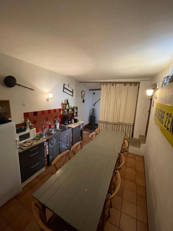 Chambres D' Hotes L'Escalo A Moutiers-Ste-Marie มูสติเยร์-แซ็งต์-มารี ภายนอก รูปภาพ